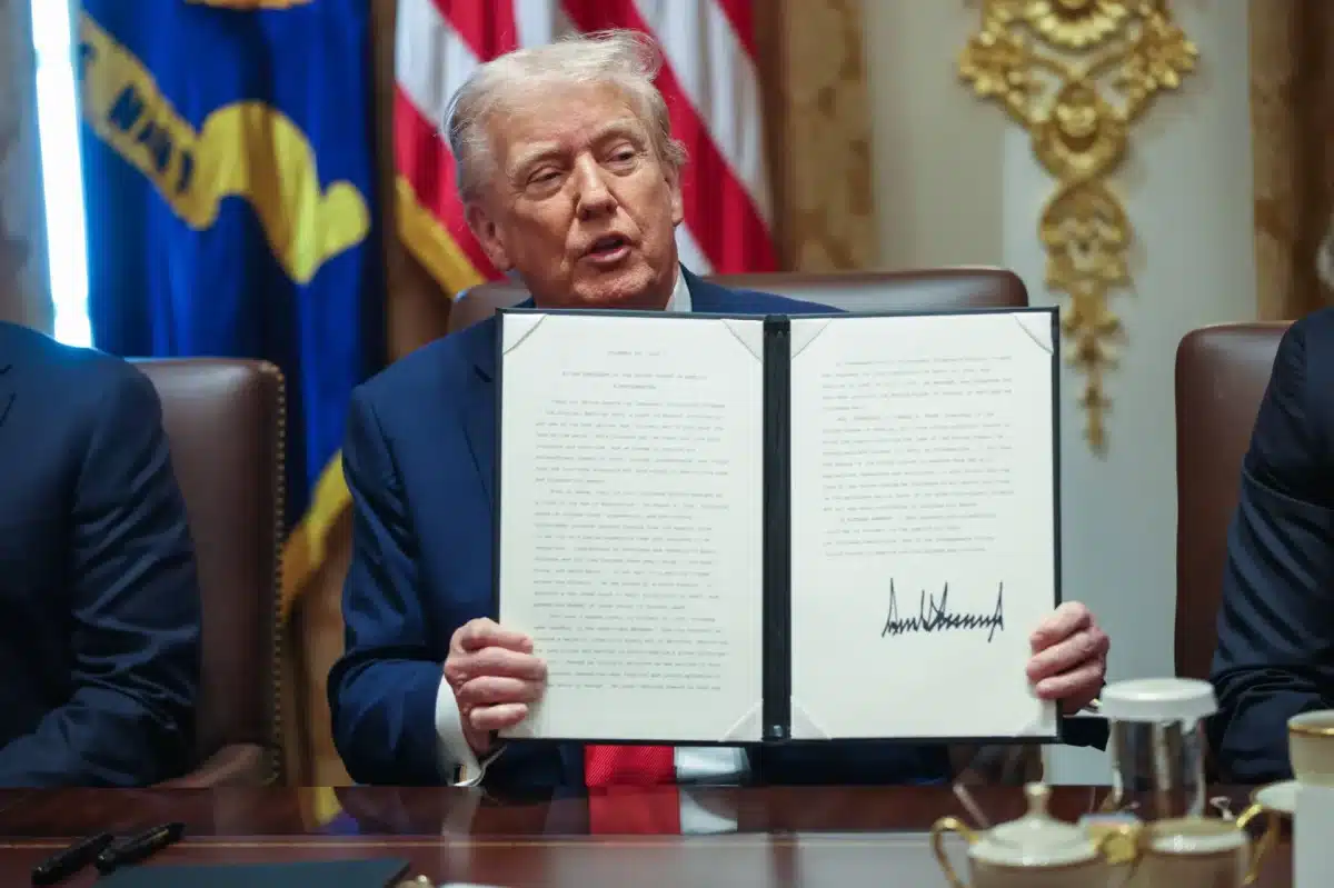 “We love Italians” : Trump’s Columbus Day Push Reignites Culture Wars