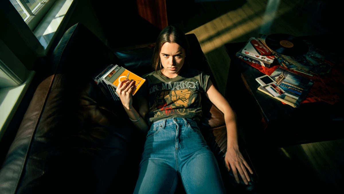 
    From skinny jeans to DVDs: 16 “cringe but correct” millennial opinions people are defending with their whole chest  