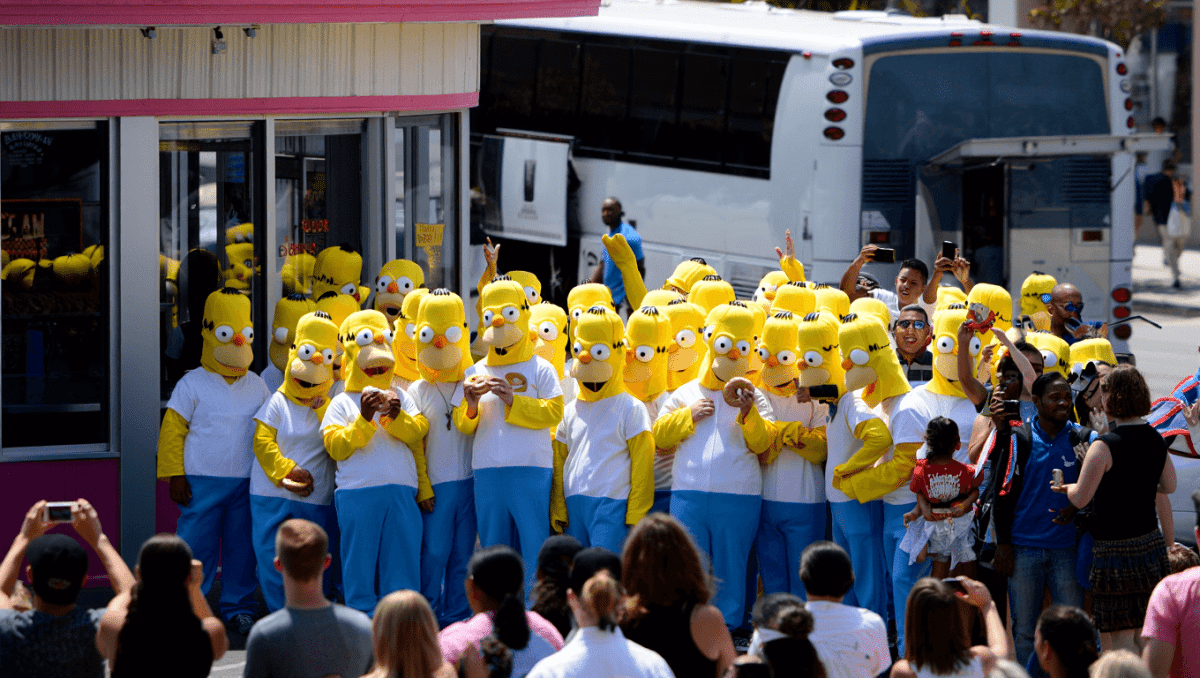 Fortnite dropped off a bus full of Homer Simpsons in Santa Monica and nobody was prepared