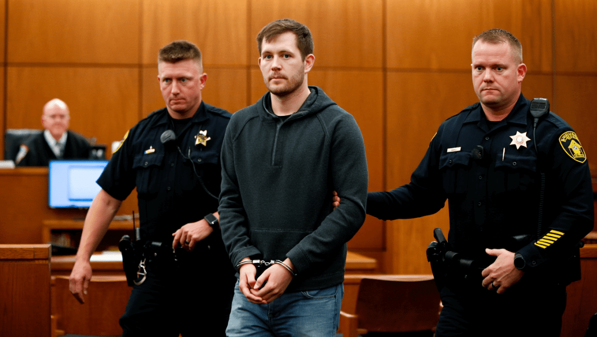 “I’m being dead serious”: Redditor’s tip helps crack Brown University shooter case