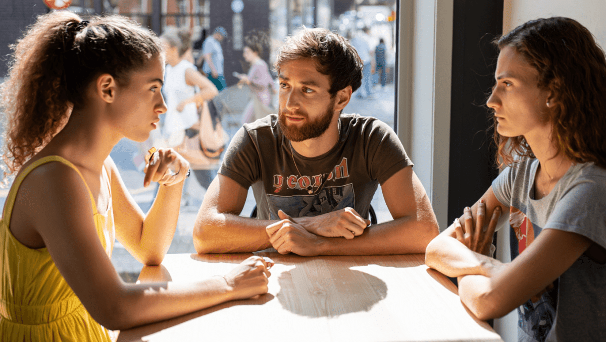 Millennials debate whether Gen Z’s idea of “millennial optimism” ever really existed after internet trend depicts whimsical, hopeful times