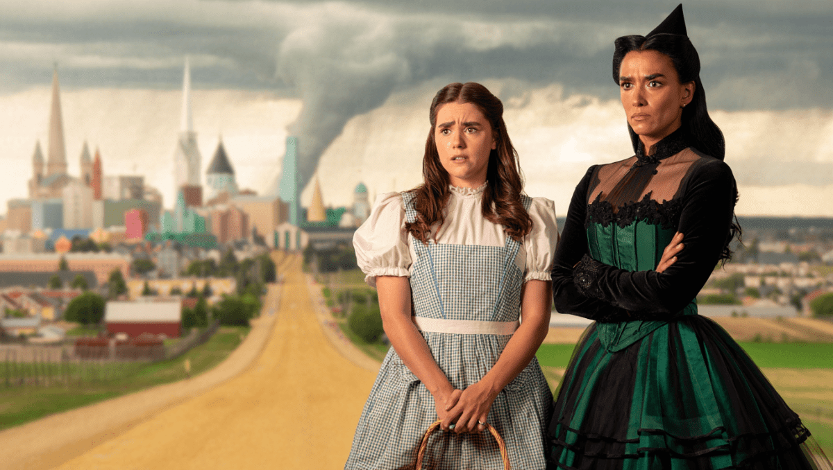 “Wicked For Good” is causing niche fandom wars over its continuity with original “The Wizard of Oz”