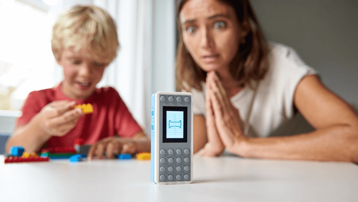 
    “Sign of the apocalypse”: Lego’s new “Smart Brick” has some parents deeply unsettled  